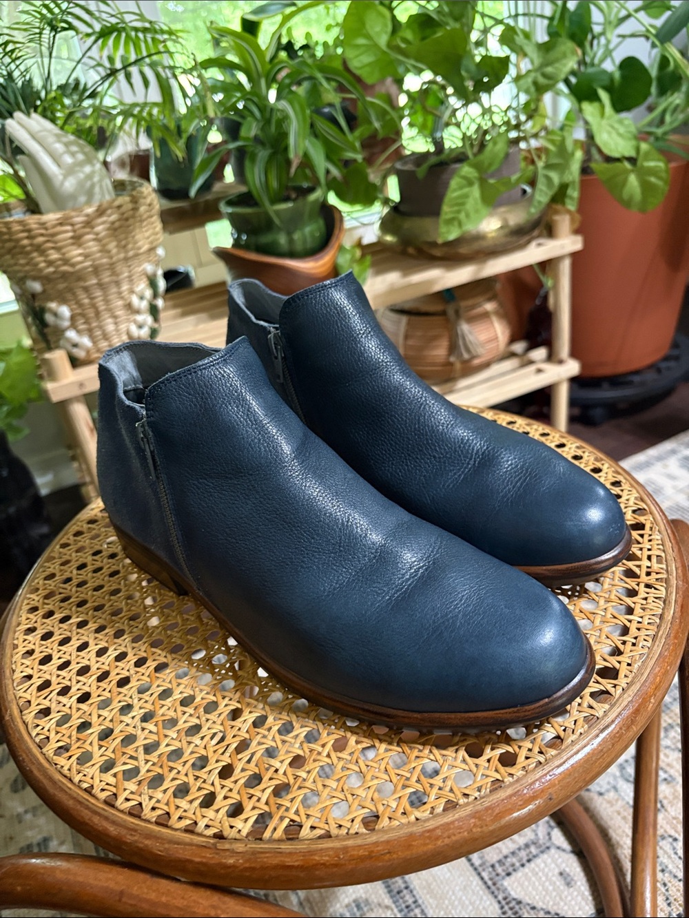 Naot Helm leather and suede bootie. Size 42